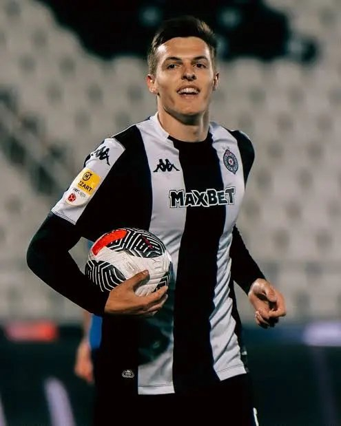 开云-米兰与贝尔格莱德游击就科斯蒂奇估值存分歧|AC米兰|贝尔格莱德游击俱乐部|ac米兰|科斯蒂奇转会|米兰转会_新浪体育_新浪新闻